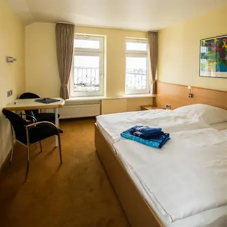 Otel Kieler Foerde Kiel